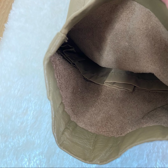 Vintage women’s Stylman Brown/Tan High Waist Pleated Leather Pants Size 15 - Picture 8 of 15